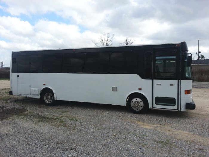 Baton Rouge charter bus